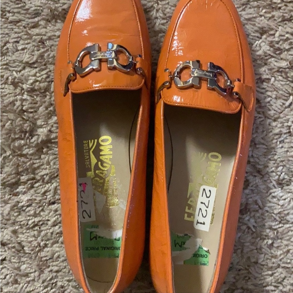 Salvatore Ferragamo loafer, new, never worn, 7B